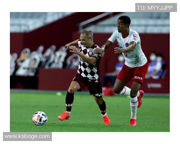 日本足球男星踢球风采展示与职业生涯回顾 日本足球男星踢球风采展示与职业生涯回顾